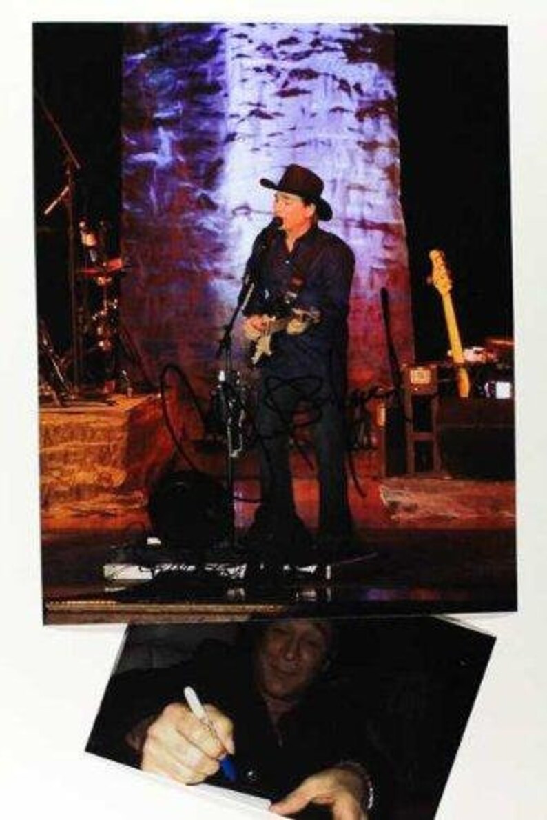 Clint Black Autographed Color Glossy 8x10 Photo Poster painting w/ Proof Photo Poster painting