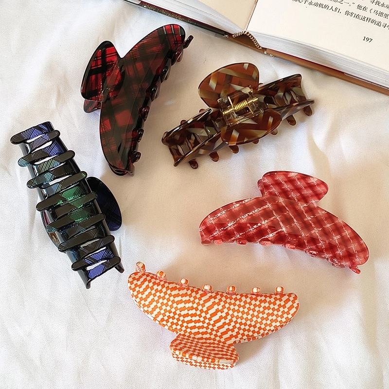 Women’s Casual Minimalist Streetwear Geometric Acetic Acid Sheets Handmade Hair Claws