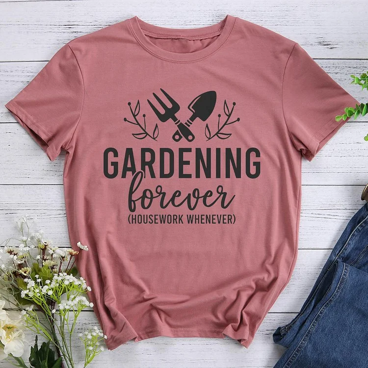 gardening Round Neck T-shirt