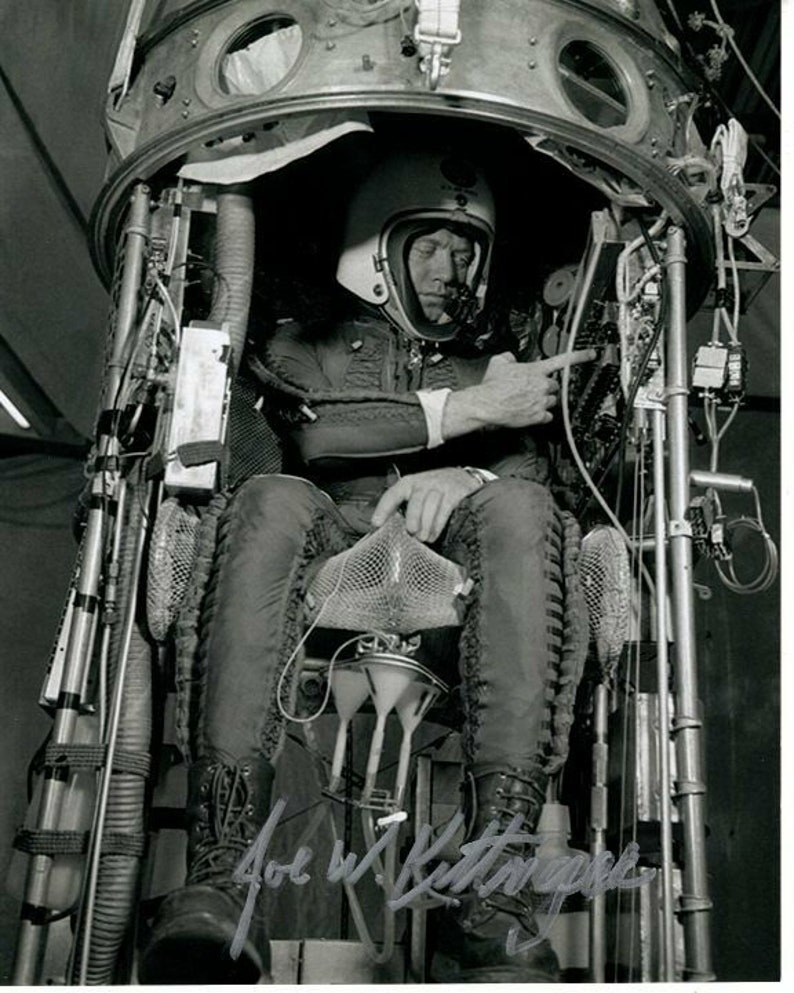 Joe kittinger signed autographed exlesior iii skydive air force pilot Photo Poster painting