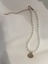 Simple Single-Layer Geometric Round Bead Scallop Necklace