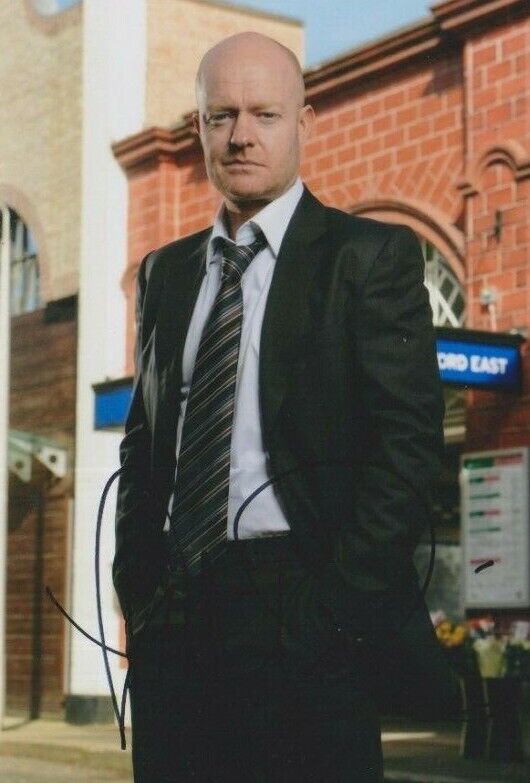 Jake Wood **HAND SIGNED** 6x4 Photo Poster painting ~ Eastenders ~ AUTOGRAPHED