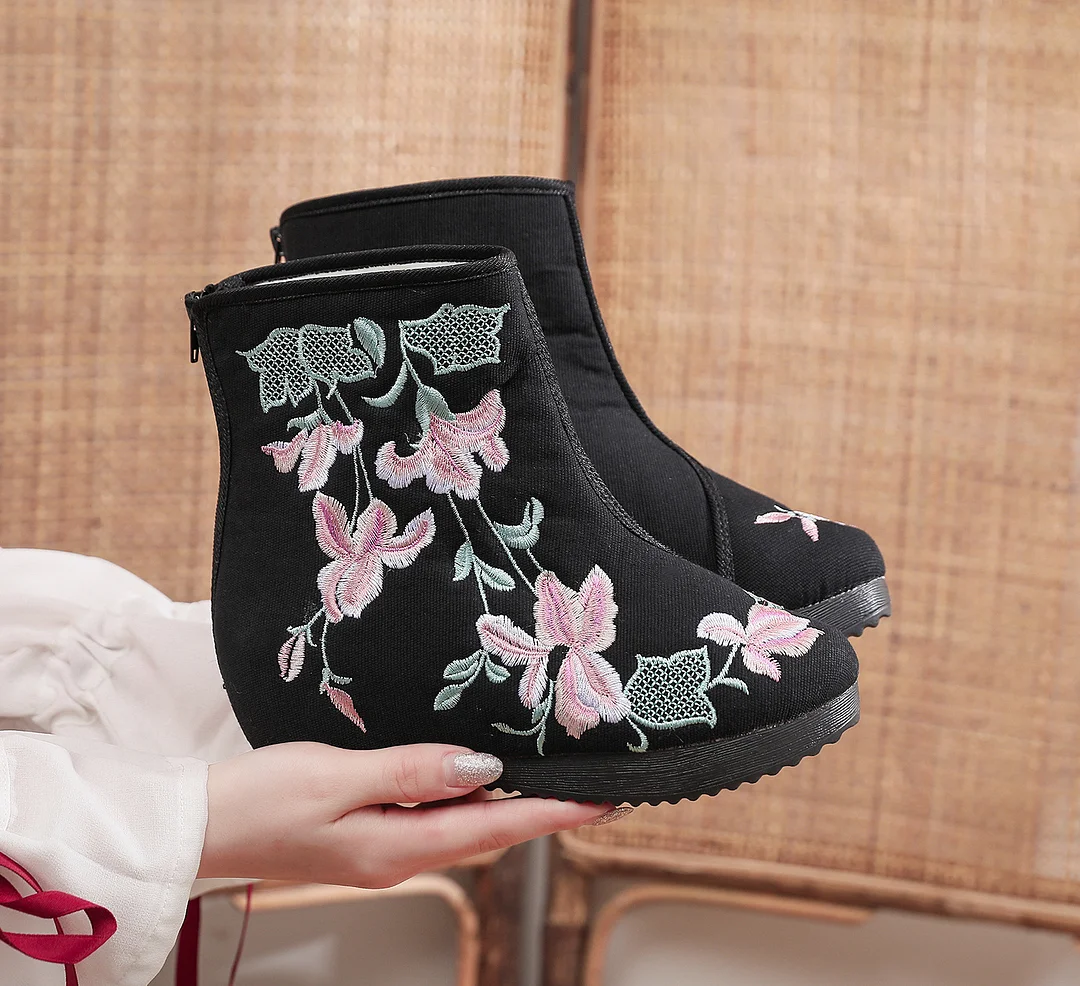 Breakj Breakj Boots Embroidered Cloth Boots Women Winter Clip Cotton And Velvet Short Boots With High Slope Heel And High Heel Embroidered Boots