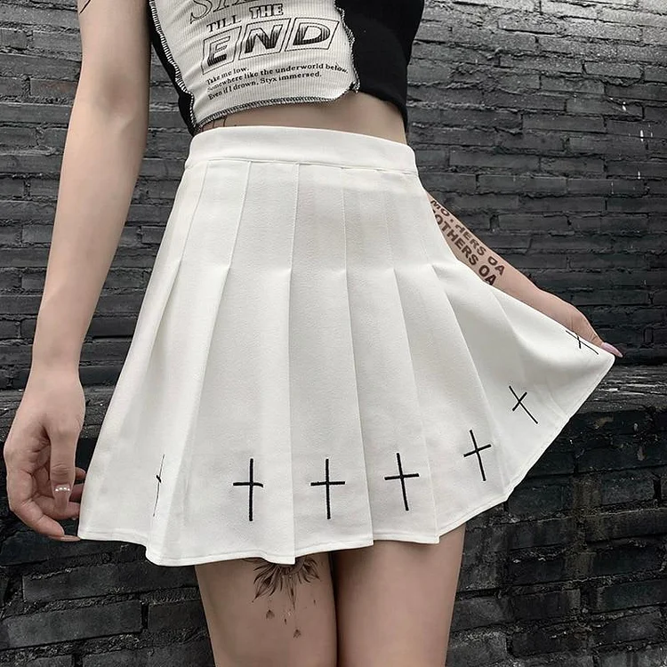 GOTH PLEATED HIGH WAIST MINI SKIRT