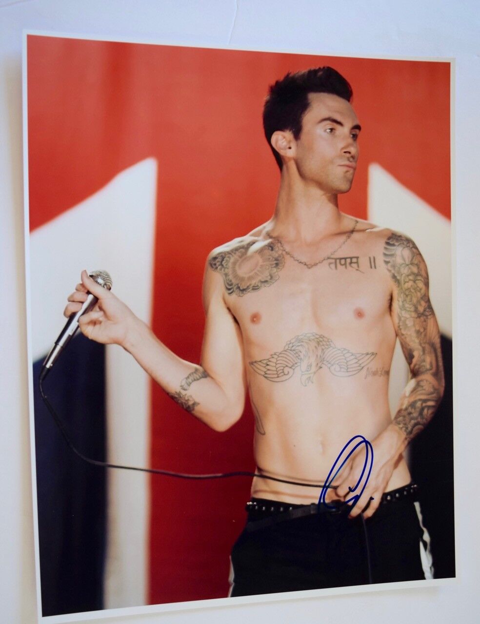 Adam Levine Signed Autographed 11x14 Photo Poster painting Maroon 5 COA VD