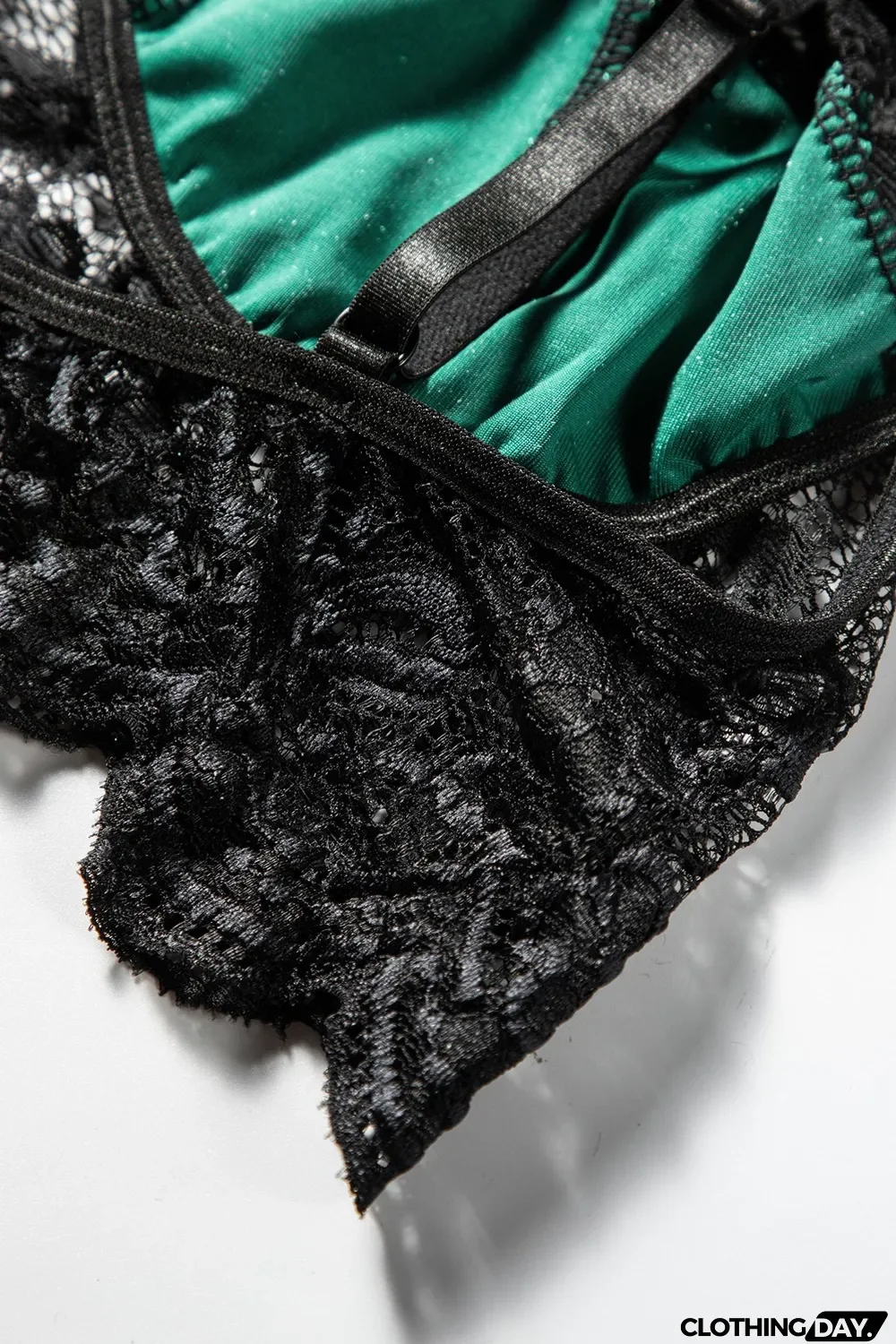 Green Strappy Lace Velvet Bralette Set