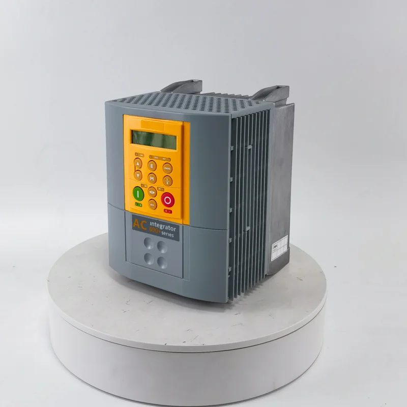 Parker AC Drive  Parker AC690 0.75KW 690-431250B0-BF0P00-A400  690PB/0007/400/3/F/0011