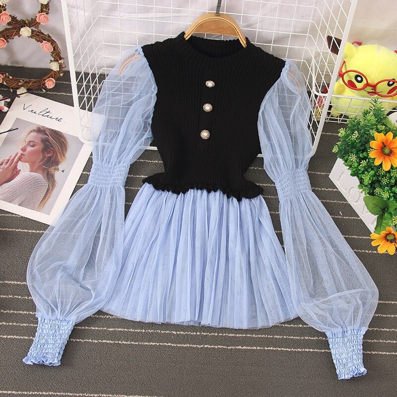 2022 Early Spring New Round Neck Blouse Women Pleated Lantern Sleeve Stitching Hedging Knitted Blusa Lace Shirt C796