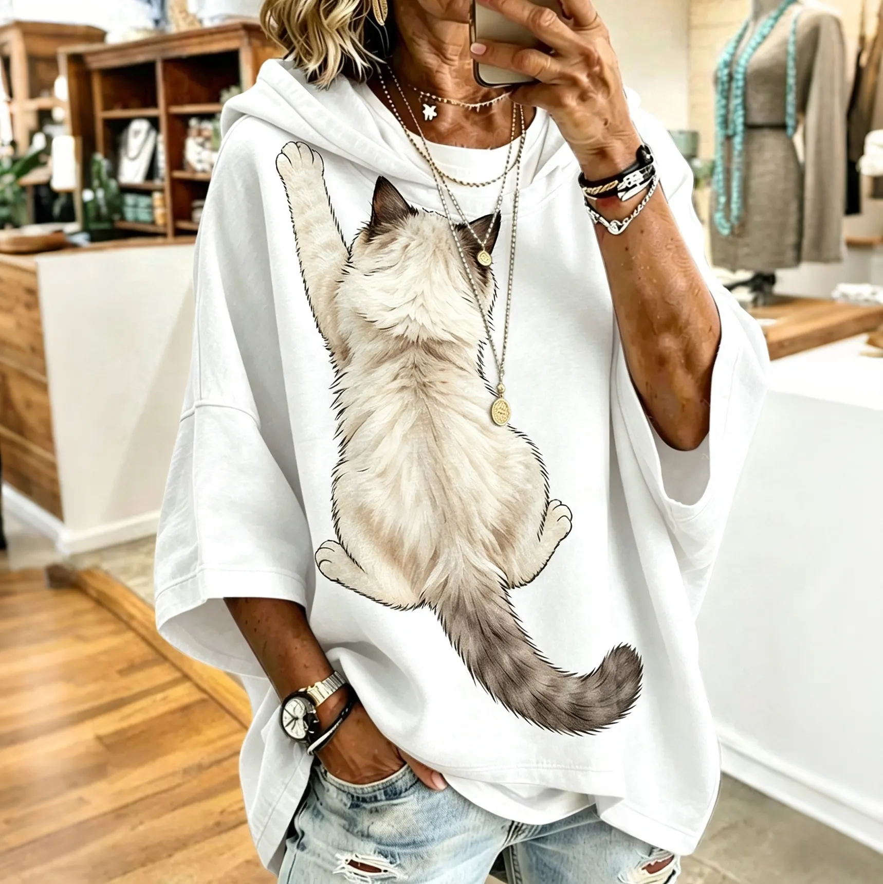 Comstylish Abstract Creative Realistic 3d Fluffy Back View Ragdoll Cat Clinging Cat Graphic Art Print Hooded Sweatshirt