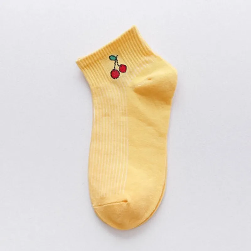 New High Quality Women Girls Casual Striped Candy Colors Cotton Comfortable Harajuku Funny Socks Fashion Female Short Socks