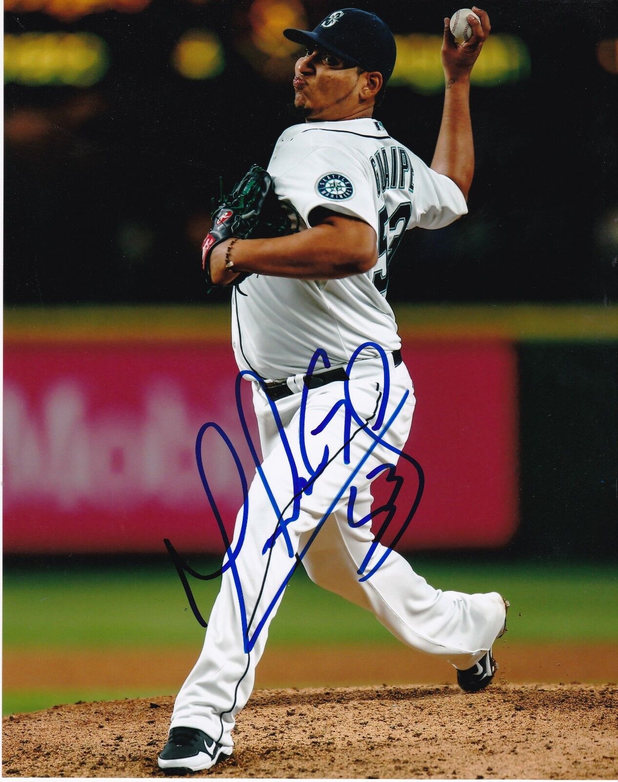 MAYCKOL GUAIPE SEATTLE MARINERS ACTION SIGNED 8x10