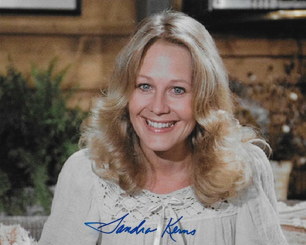 Sandra Kerns Original 8X10 Autographed Photo Poster painting #2