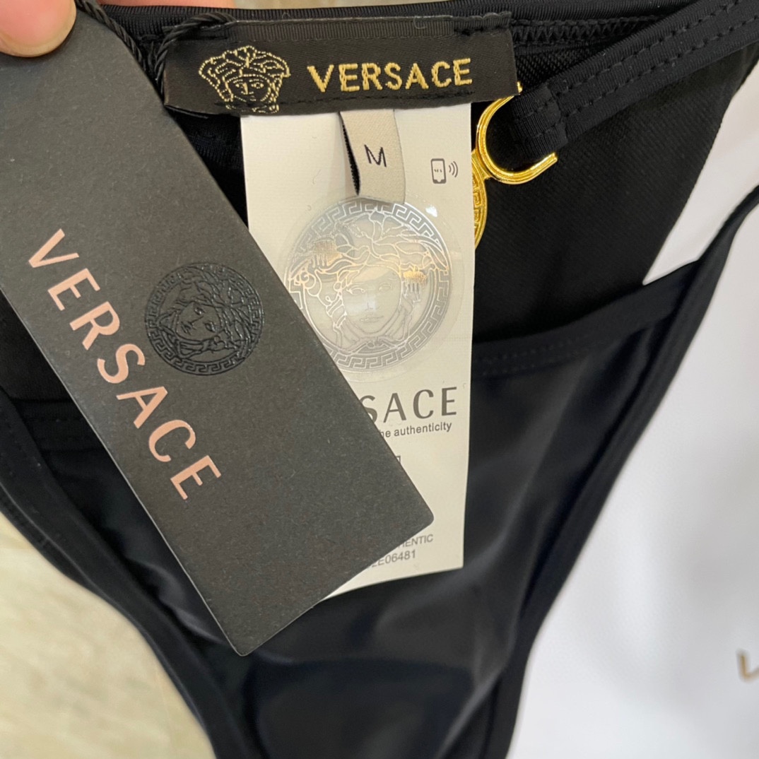 E411d6fa566cd139df05fb945dc238bf