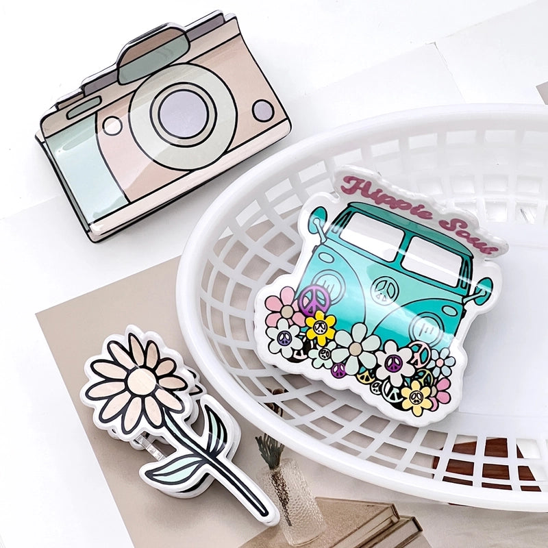 Minimalist Artistic Women’s Rainbow Car Flower Arylic Hair Claws