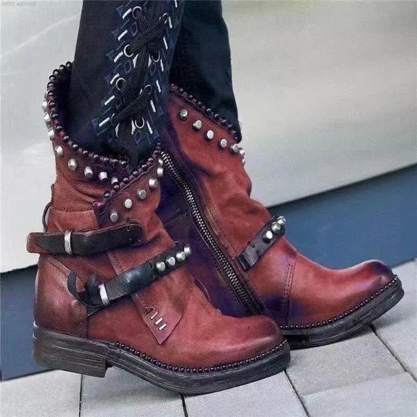 Woman Western Retro Studded Boots