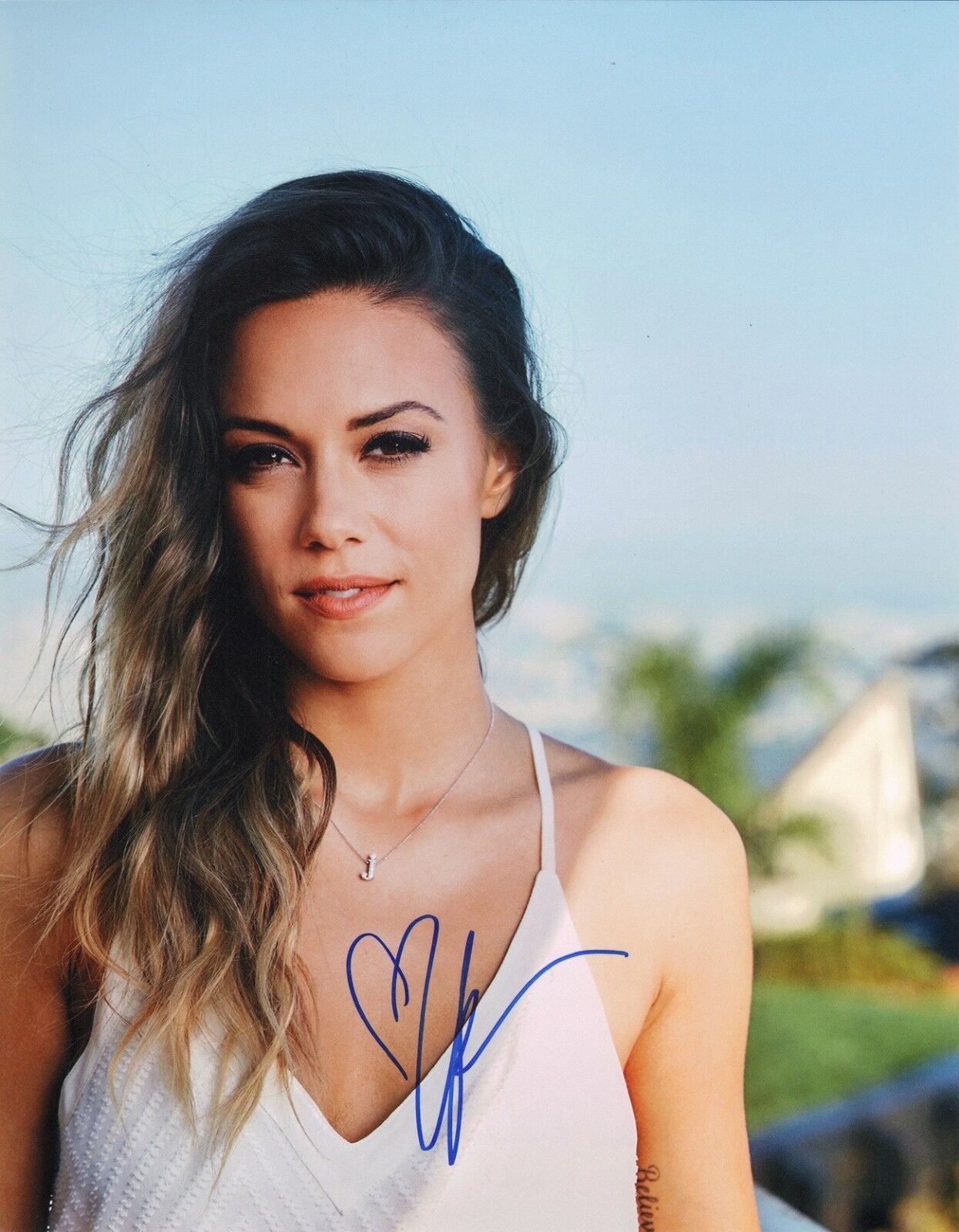 ~~ JANA KRAMER Authentic Hand-Signed Heart of the Country