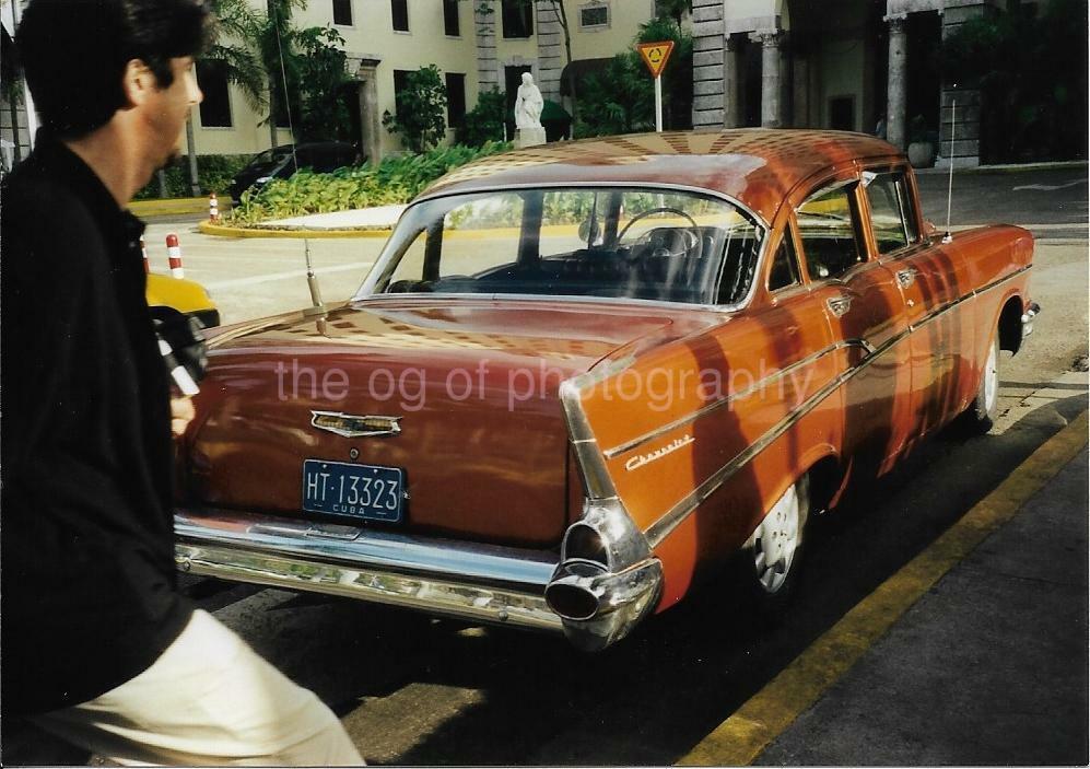 CUBA Classic Car FOUND Photo Poster painting ColorOriginal Snapshot VINTAGE 98 16