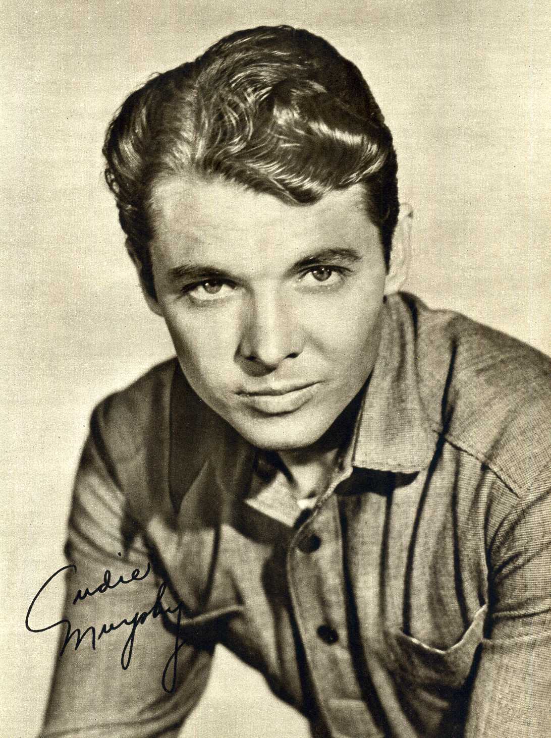 AUDIE MURPHY Signed Photo Poster paintinggraph - Film Actor & Highly Decorated Soldier preprint
