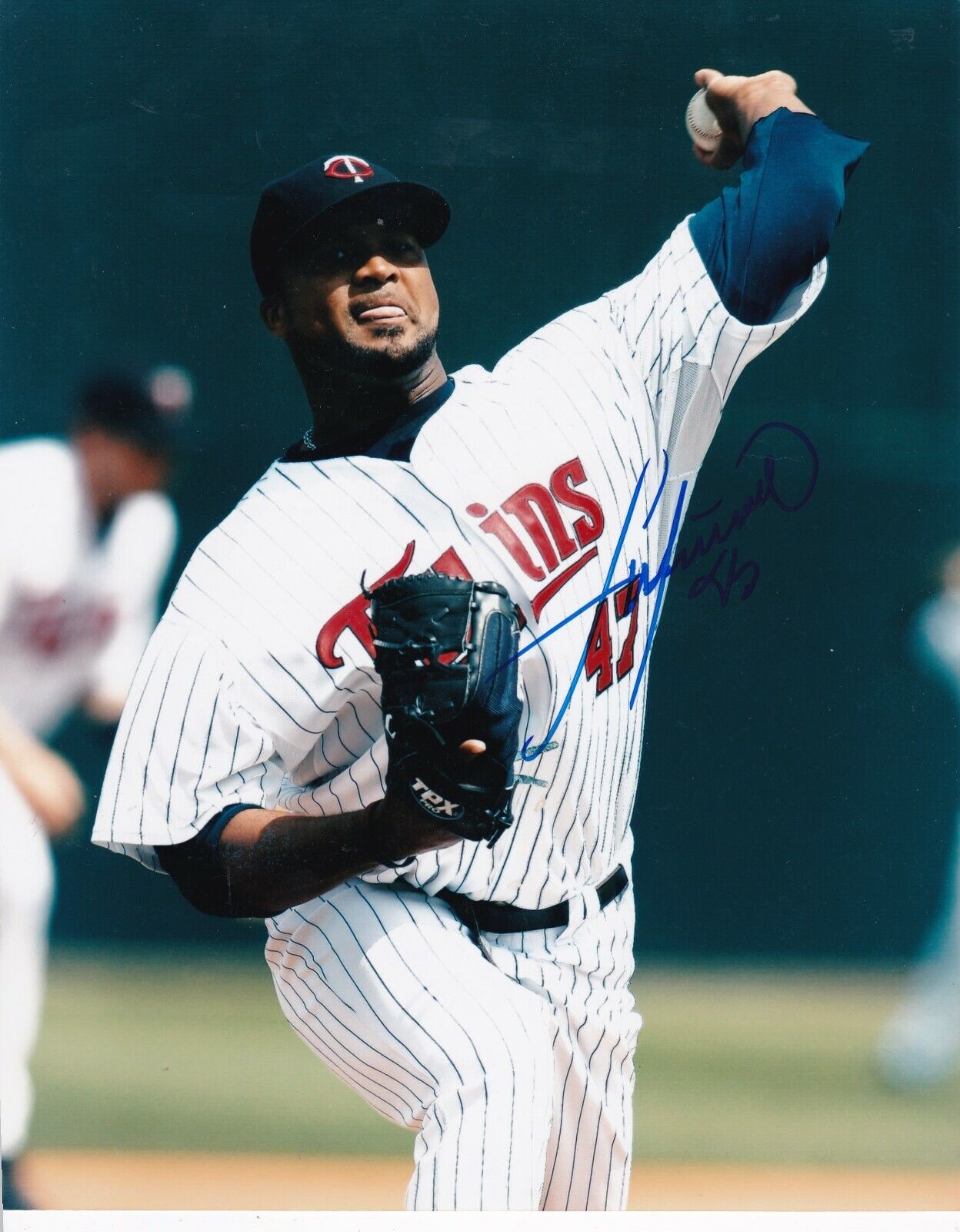 FRANCISCO LIRIANO MINNESOTA TWINS ACTION SIGNED 8x10