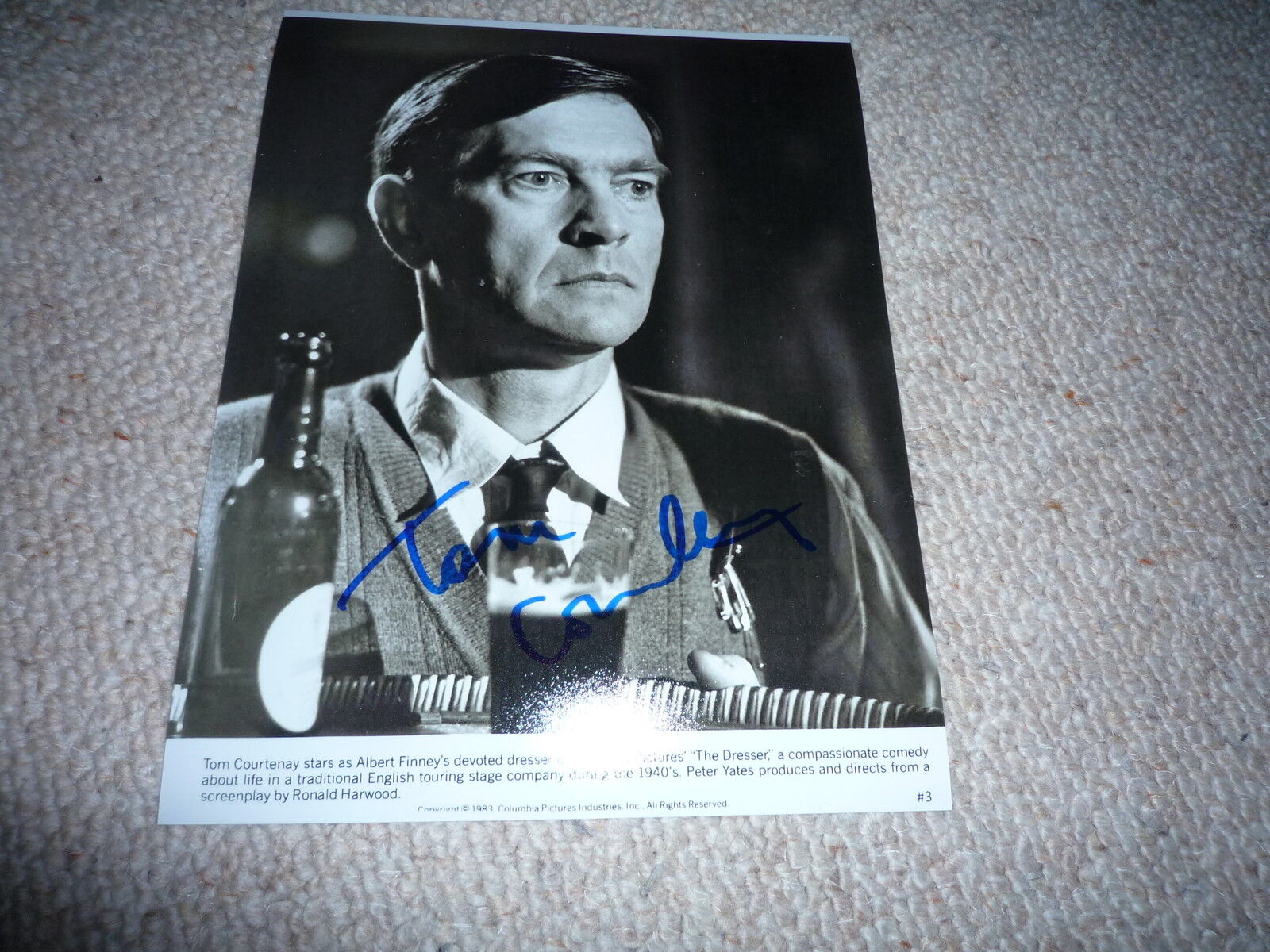 TOM COURTENAY signed autograph In Person 8x10 ( 20x25 cm)