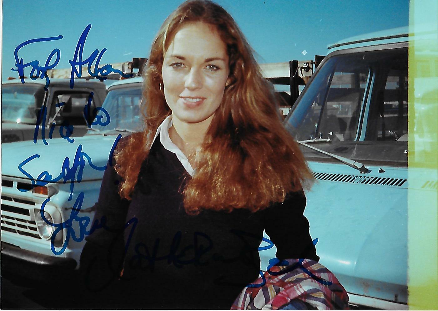 Catherine Back Original Autographed Photo Poster painting 5x7