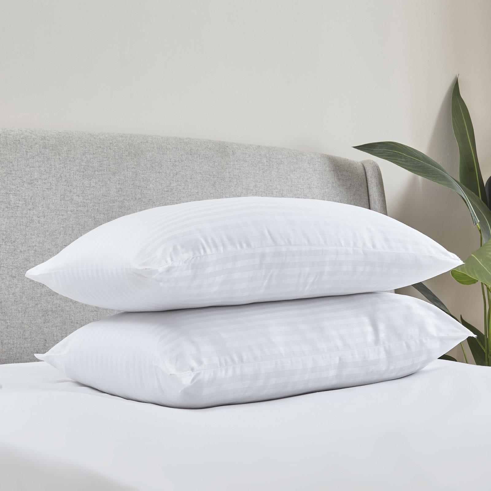 Signature Luxury Hotel Pillow Pair