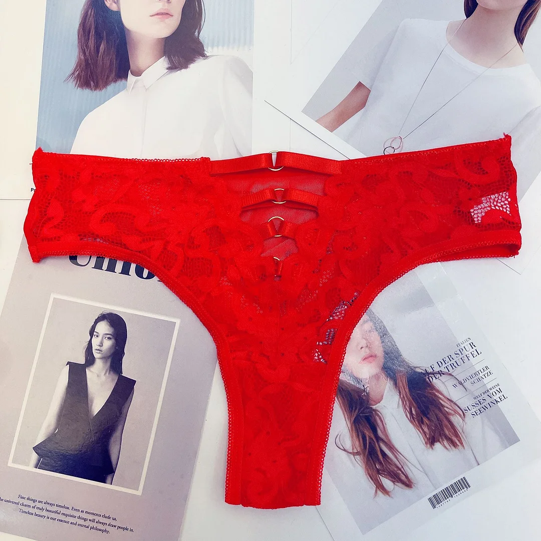 New Women Underwear Sexy Lace Panties Plus Size Fashion Hollow Out Comfort Briefs Low Waist Seamless Underpants Female Lingerie