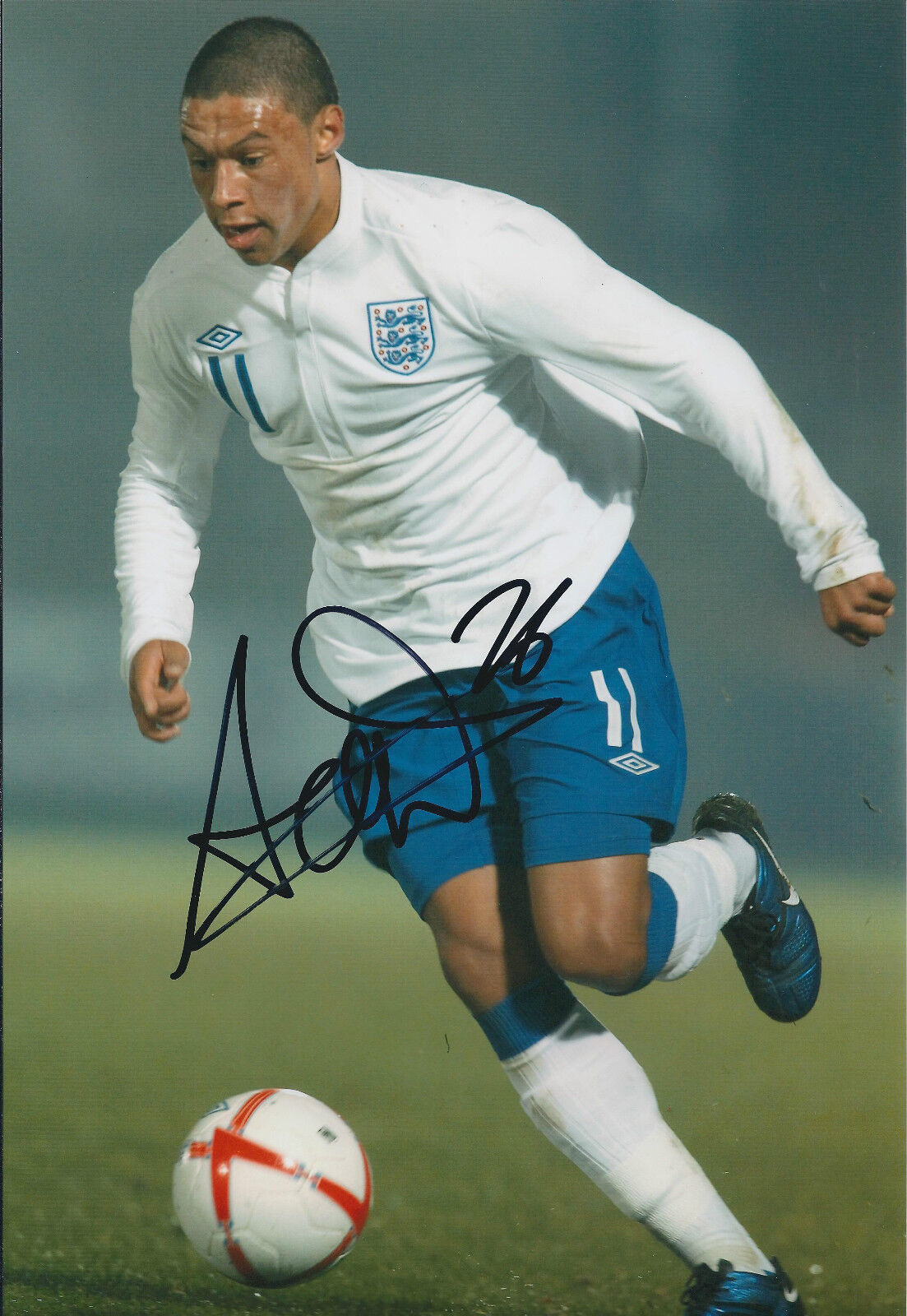 Alex OXLADE-CHAMBERLAIN Signed Autograph 12x8 Photo Poster painting AFTAL COA England