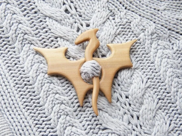 🔥LAST DAY 70% OFF🔥Brooch pin with wooden animal pattern (sweater clip)