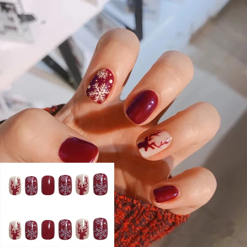 Short Nail with Design Nude Pink Color Square Head Full Cover Nail Art Tips Women Nail Decorative Christmas Press On Nail Tips-Nail Inspo