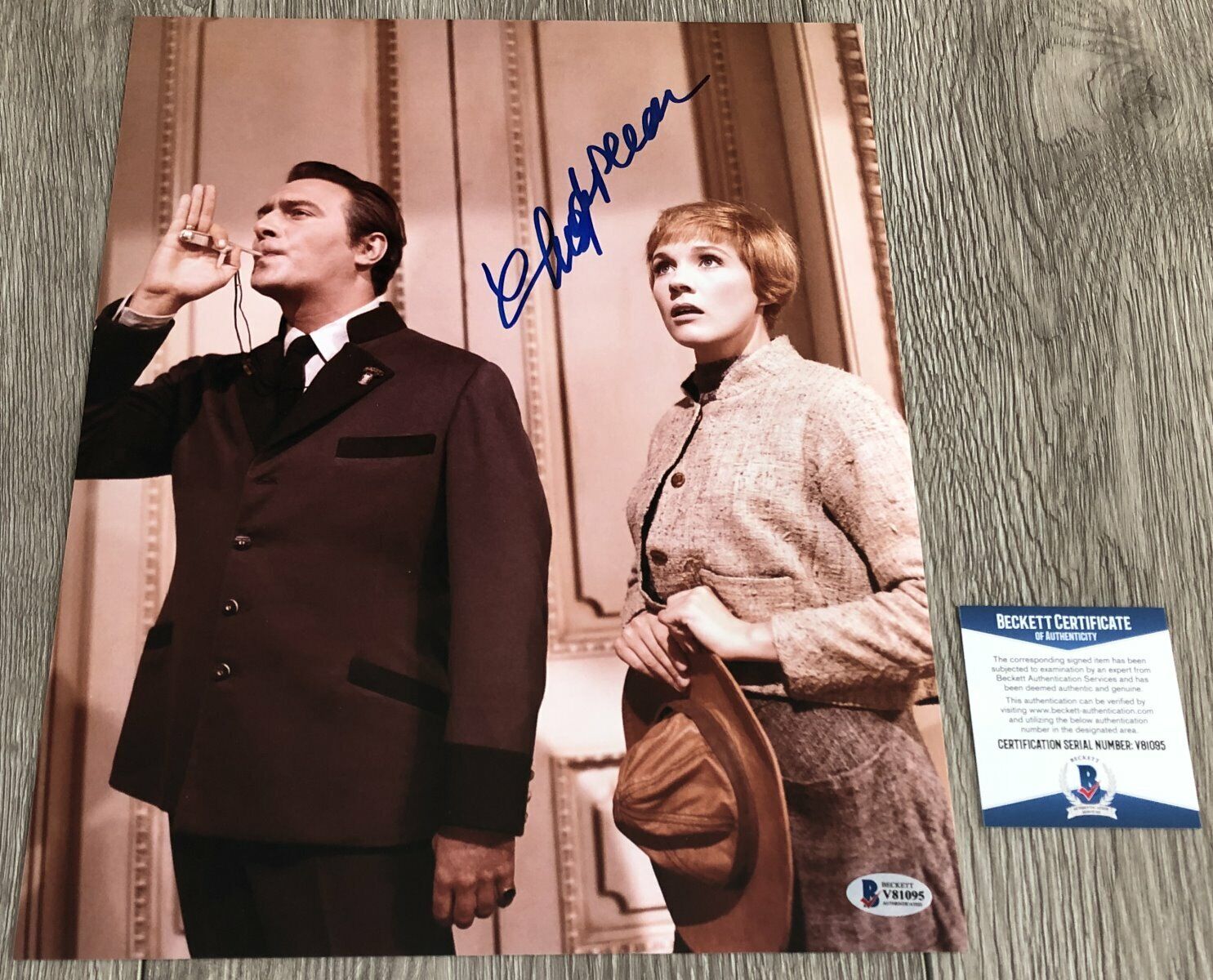 CHRISTOPHER PLUMMER THE SOUND OF MUSIC SIGNED 11x14 Photo Poster painting w/EXACT PROOF BECKETT