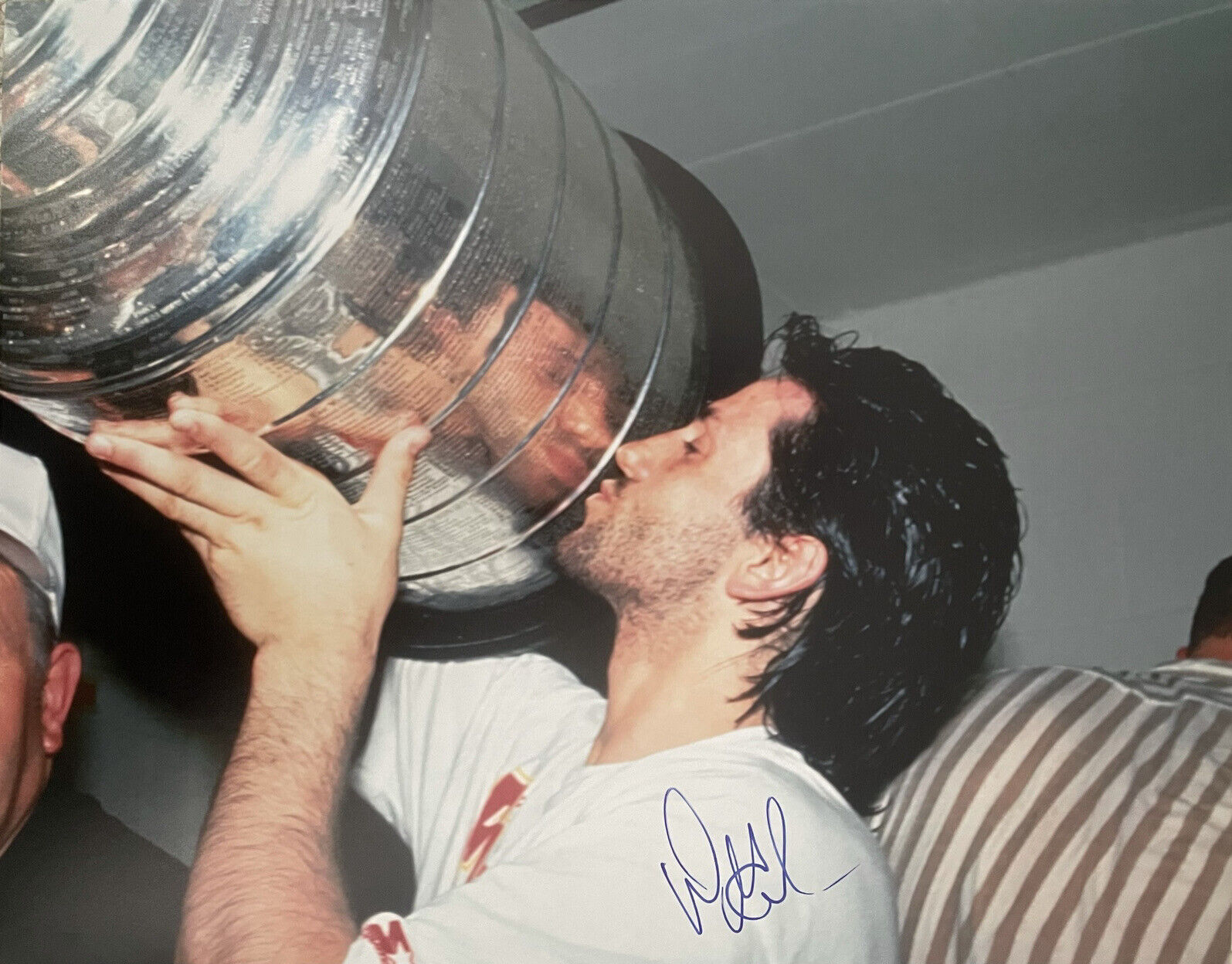 Doug Gilmour Signed Calgary Flames Cup 8x10 Photo Poster painting PROOF Toronto Maple Leafs