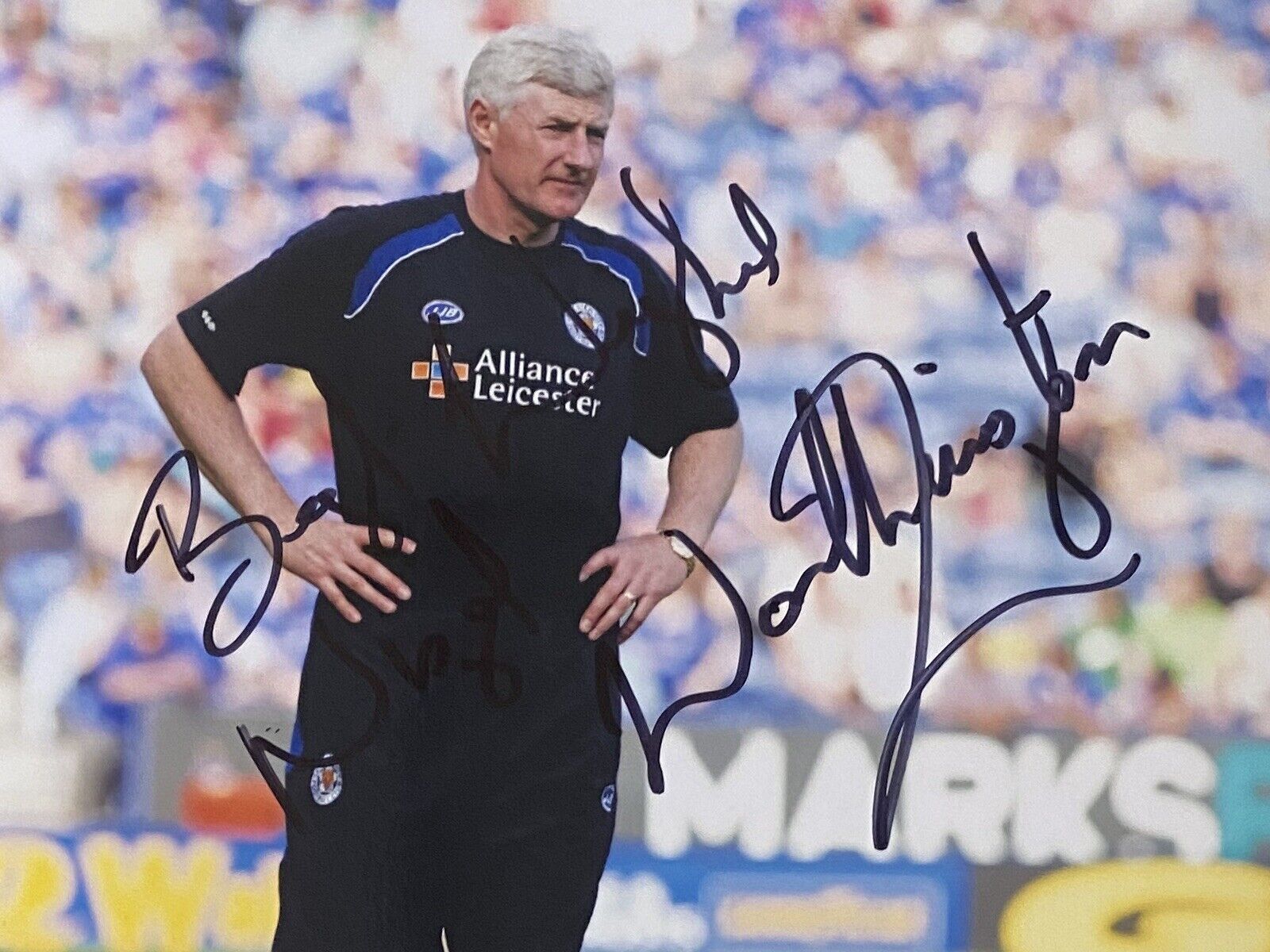 Nigel Worthington Genuine Hand Leicester City 6X4 Photo Poster painting