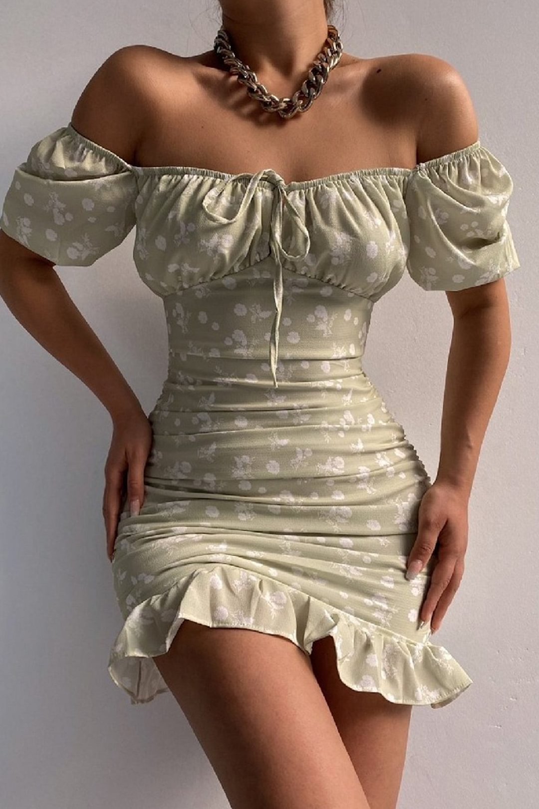 Printed Skinny Ruffle Pack Hip Dress