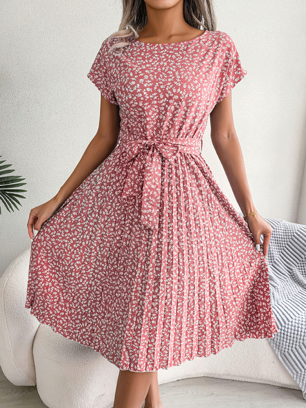 Mature Women Summer New Casual Short-sleeved Floral Large Hem Pleated Dress
