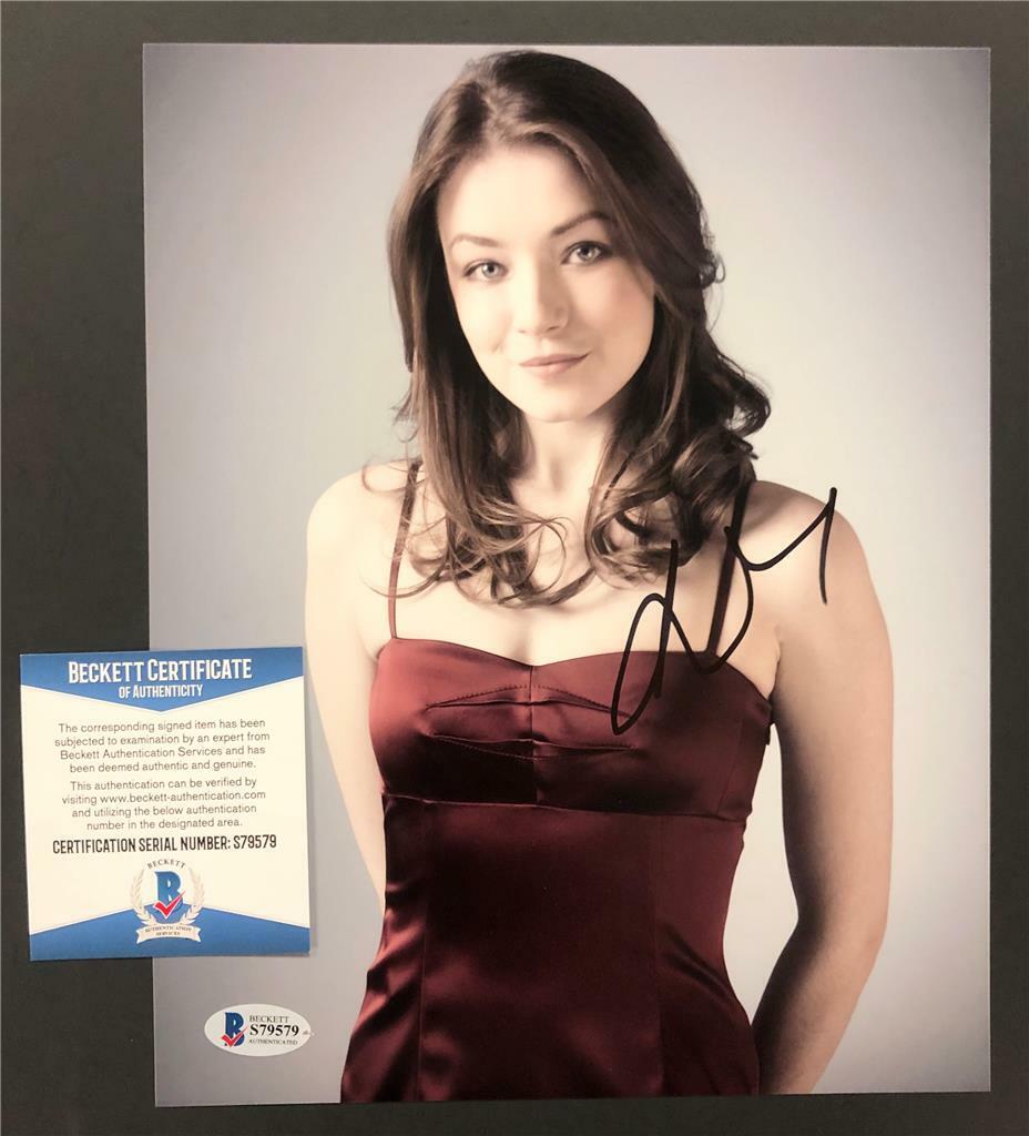 Sarah Bolger Once Upon a Time Autographed Signed 8x10 Photo Poster painting ~ Beckett BAS COA