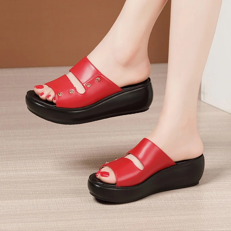 Yyvonne Size 32-43 Comfortable Medium Heels Slippers Summer Beach Shoes 2022 Casual Chunky Platform Slides for Women Red White