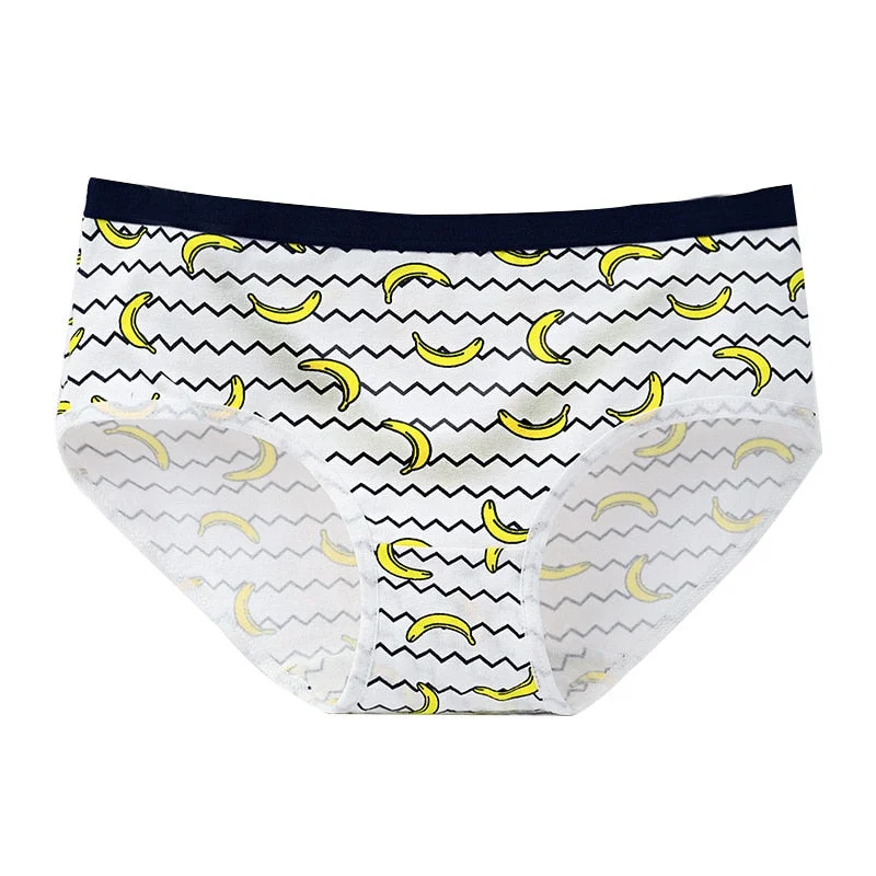 2021 Women's Cotton Underwear Lovely Fruit Briefs Middle Waist Seamless Comfortable Underpants Fashion Traceless Girl Panties