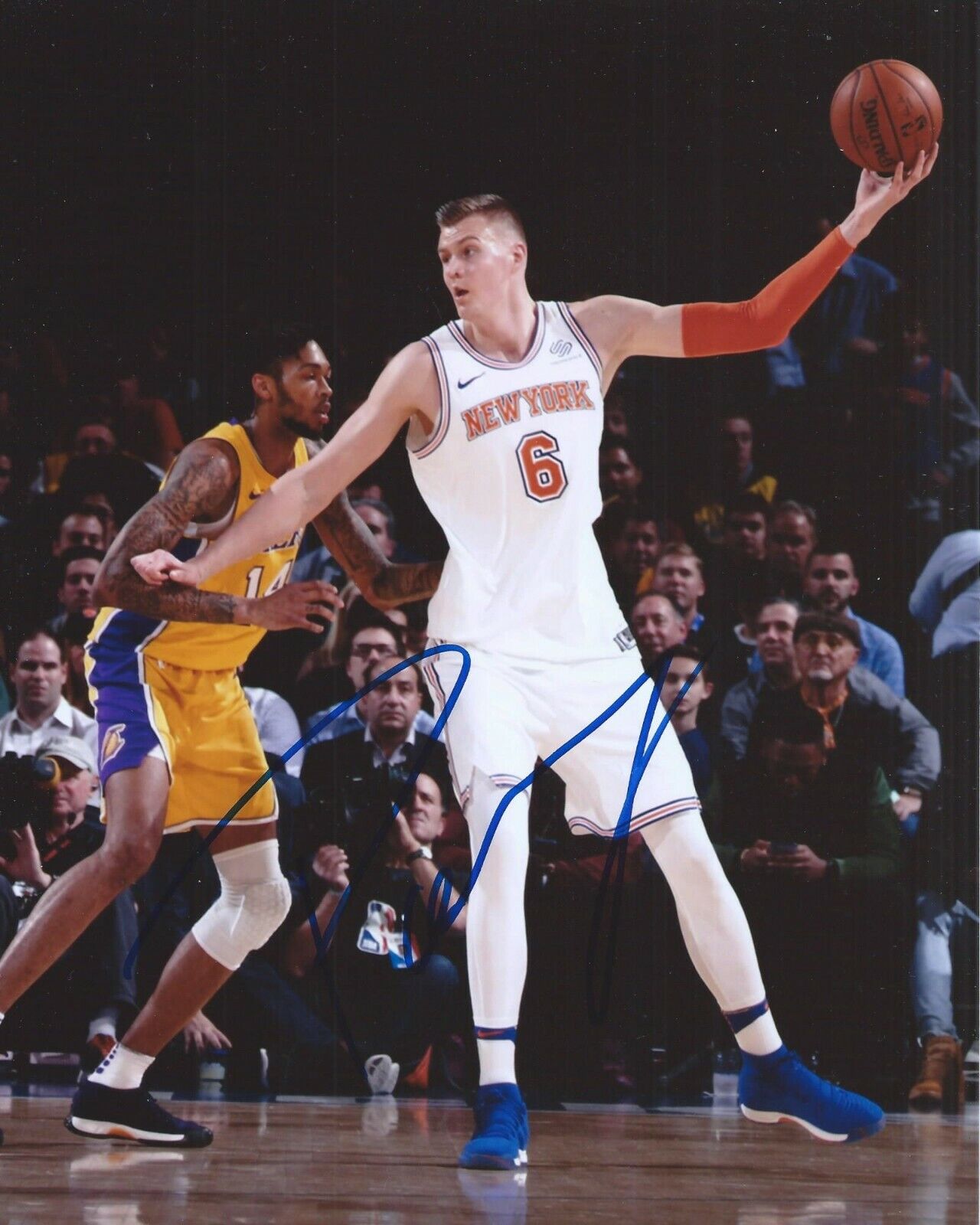 Kristaps Porzingis Signed 8x10 Photo Poster painting New York Knicks Autographed COA