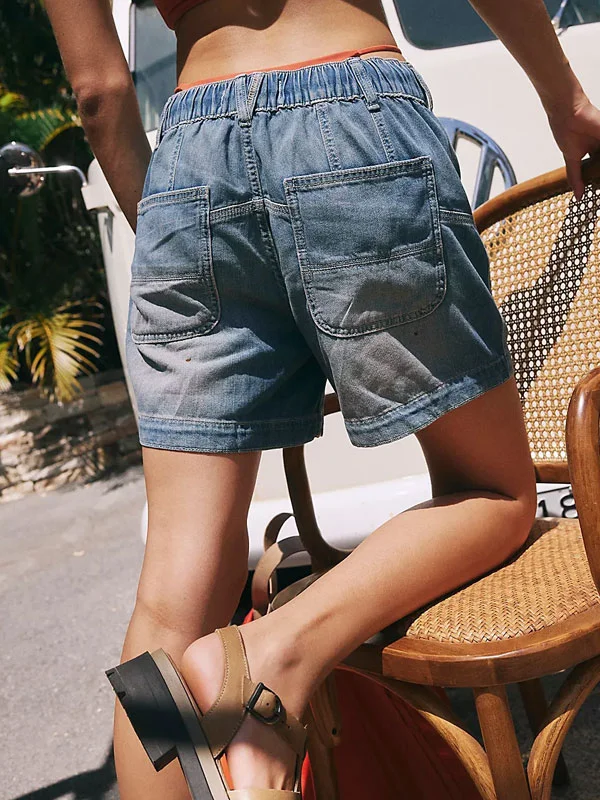 simple and comfortable drawstring women's denim shorts