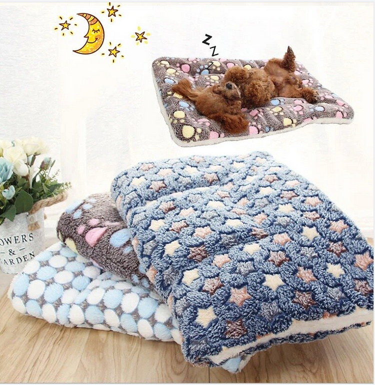 Cosy Calming Pet Blanket Coffe With Footprint