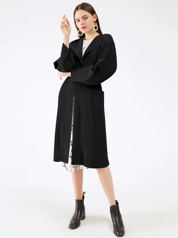 Women’s Long Pleated Trench Coat With Wide Collar And Open V Cut Hem Flusfy