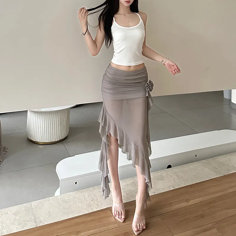 Uveng 2024 Summer New Women's Net Yarn Bag Hip Three-Dimensional Flower Body Irregular Side Half Skirt