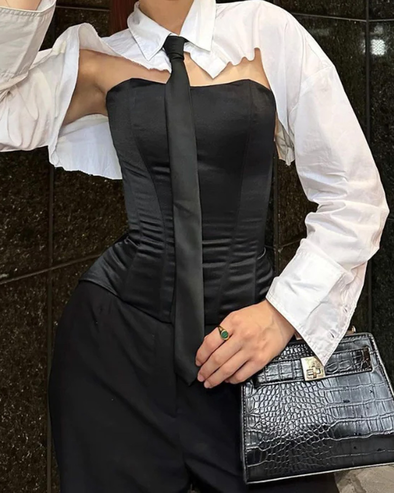 Temperament-Encasing Satin Corset