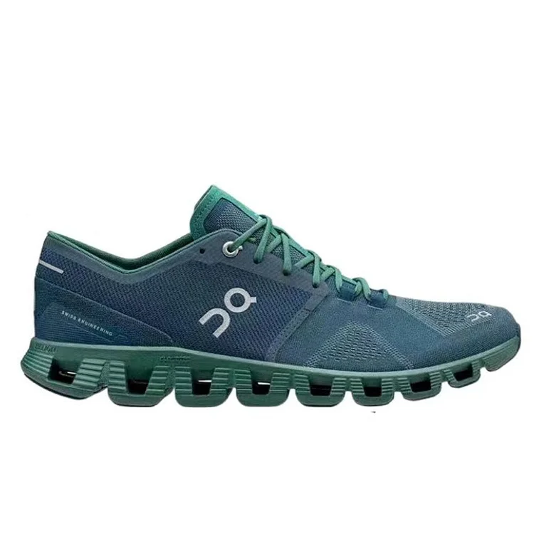 Men Lightweight Functional Running Shoe