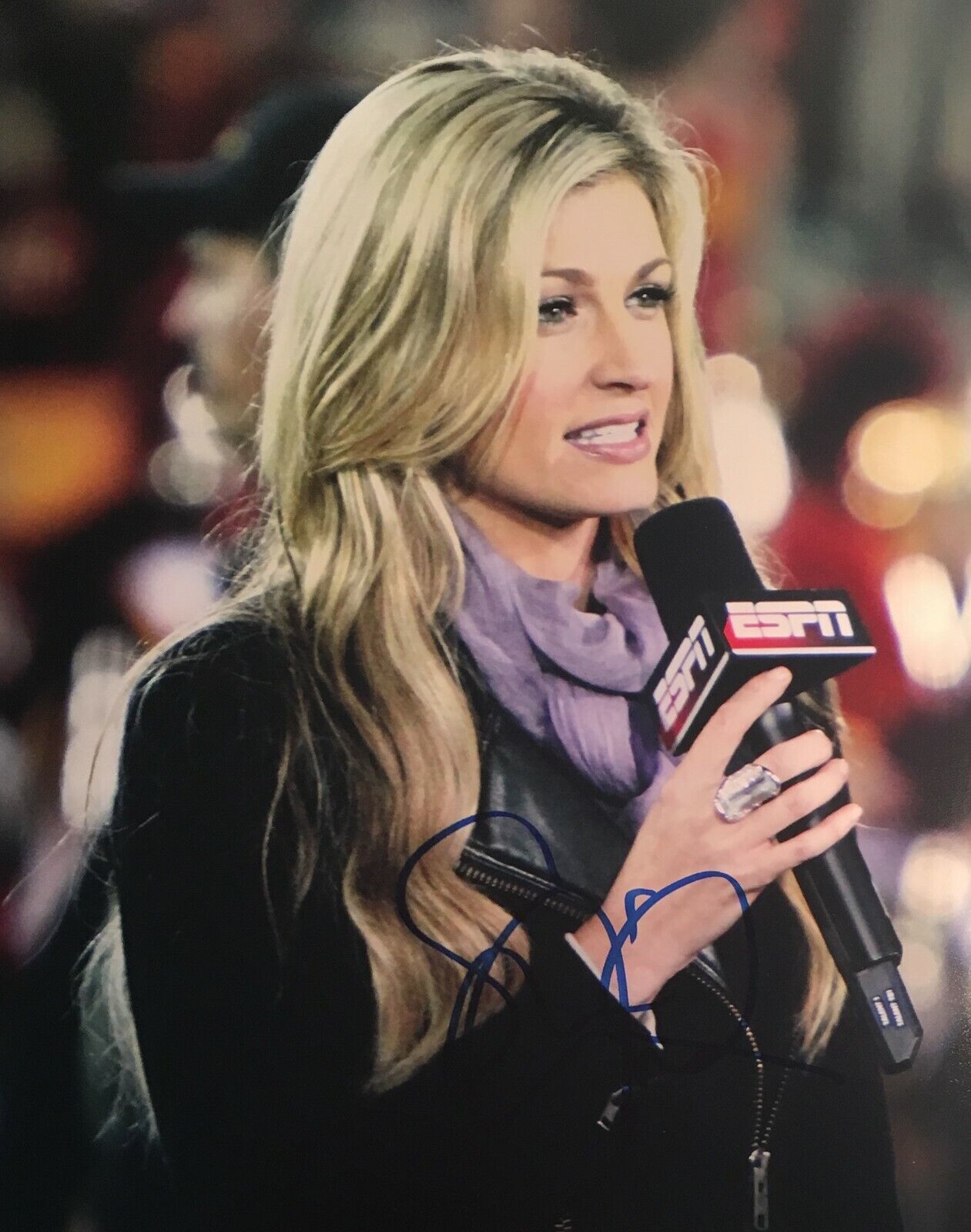 Erin Andrews Hot Sexy Sports Reporter Signed 8x10 Autographed Photo Poster painting COA E2