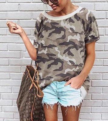 Leopard Print Raglan Sleeve T-shirt