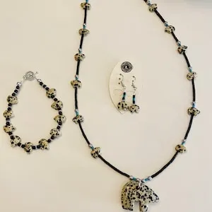 pornhint Pornhint Zuni Fetish Carved Animal Bear in Dalmatian Jasper and black onyx