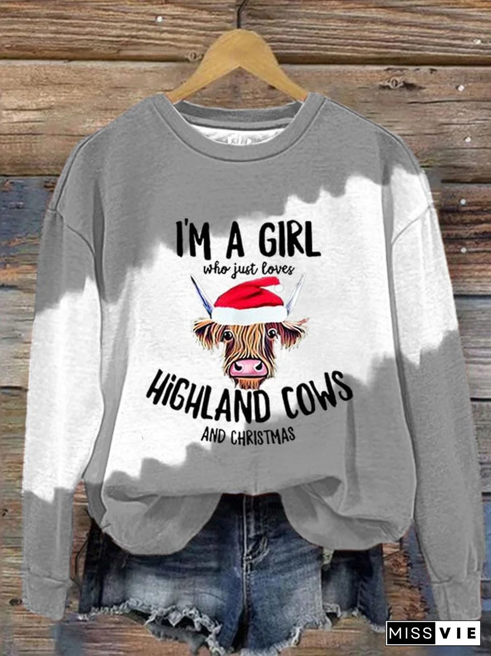 Women's Just A Girl Who Loves Highland Cows And Christmas Print Sweatshirt