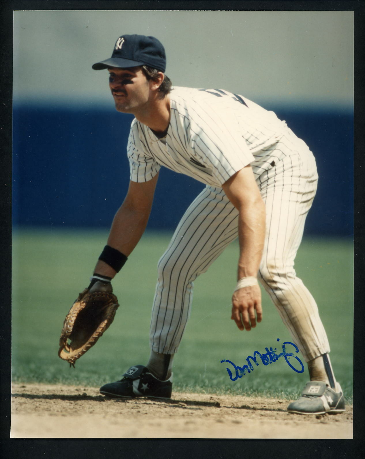 Don Mattingly Signed Autographed 8 X 10 Photo Poster painting New York Yankees  SHIPPING